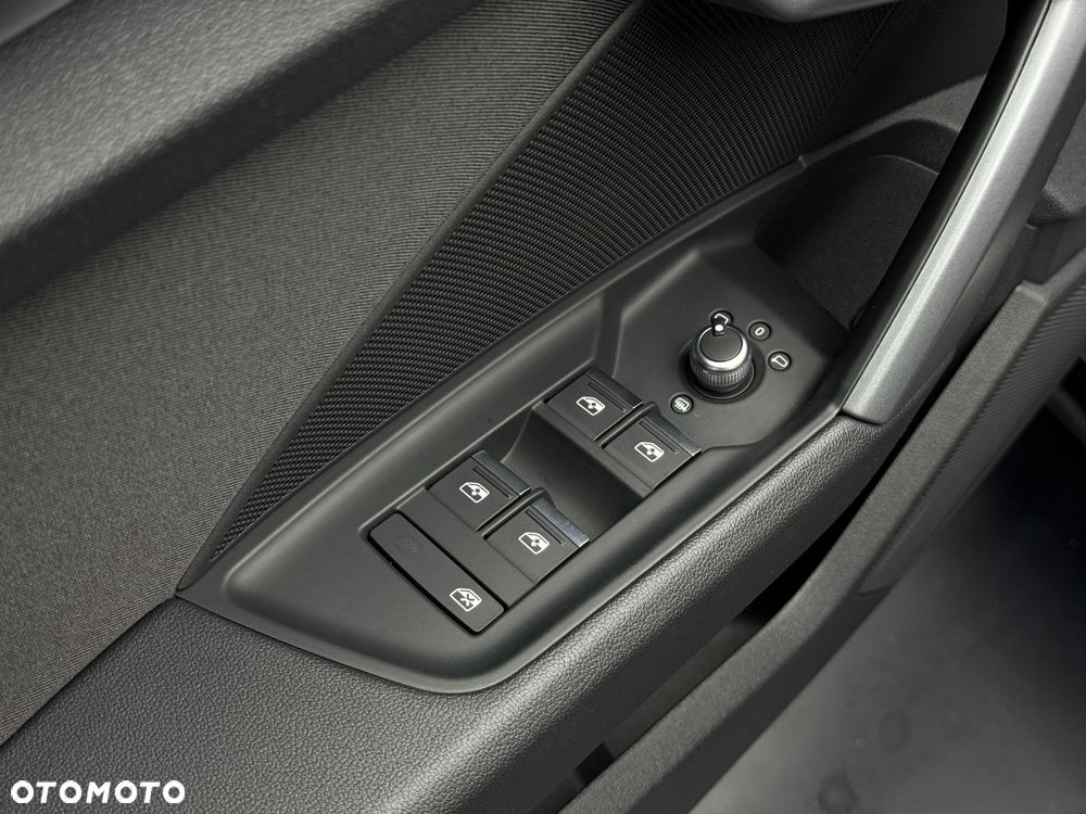 Audi A3 Limousine 30 TFSI mHEV Advanced S tronic - 22