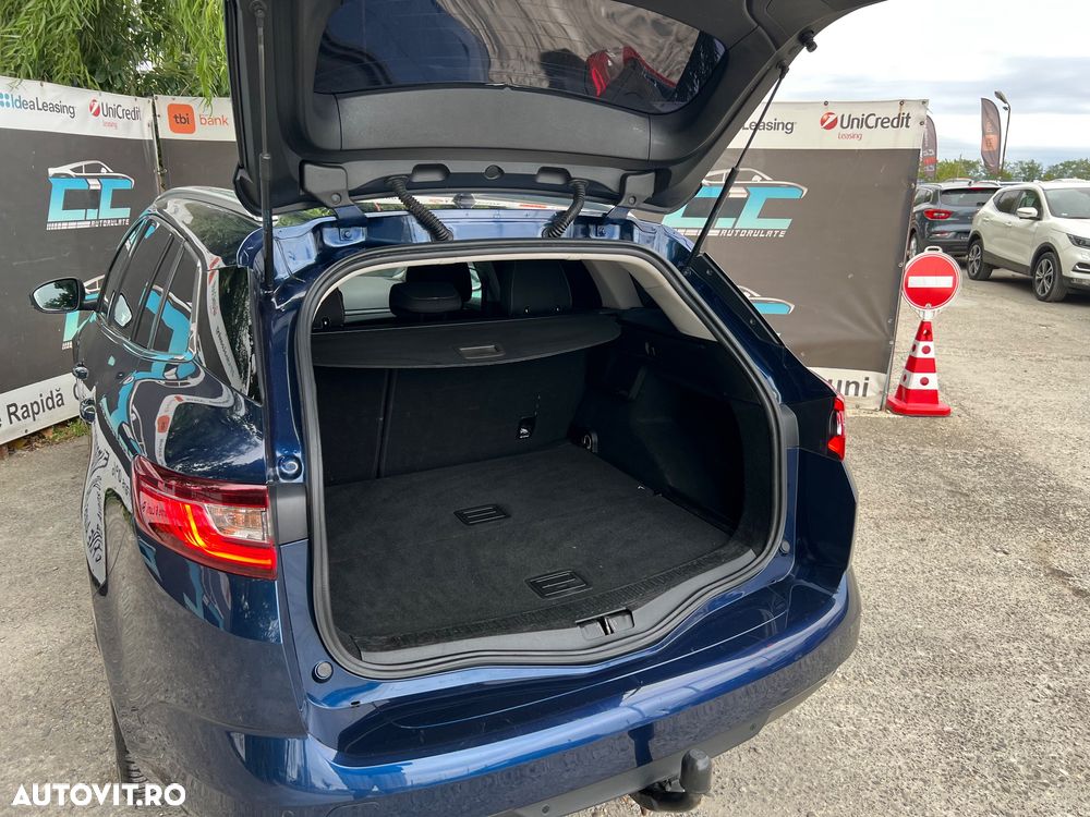 Renault Megane Grandtour TCe 140 GPF LIMITED - 14