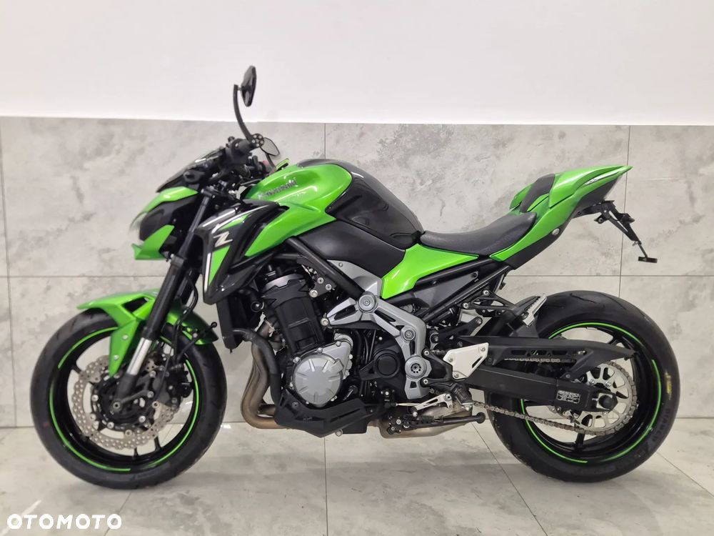 Kawasaki Z 900 - 5