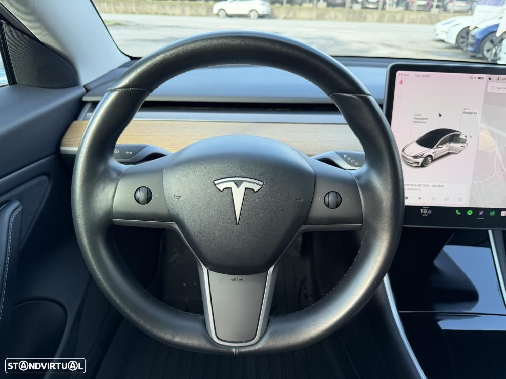 Tesla Model 3 Long-Range Dual Motor AWD - 26