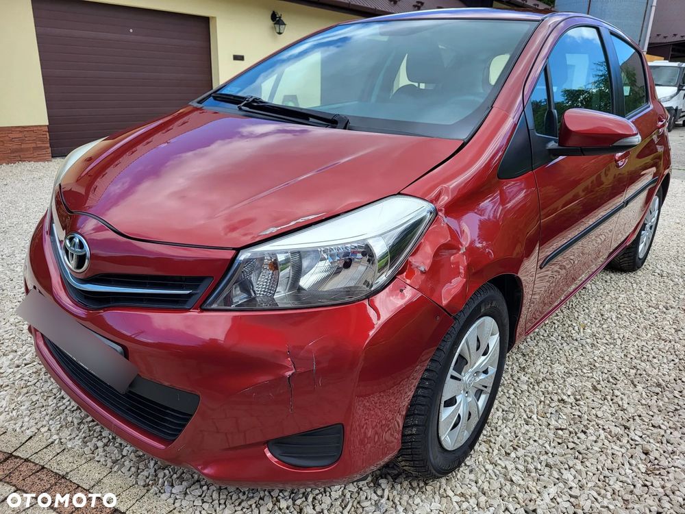 Toyota Yaris 1.33 Premium - 1