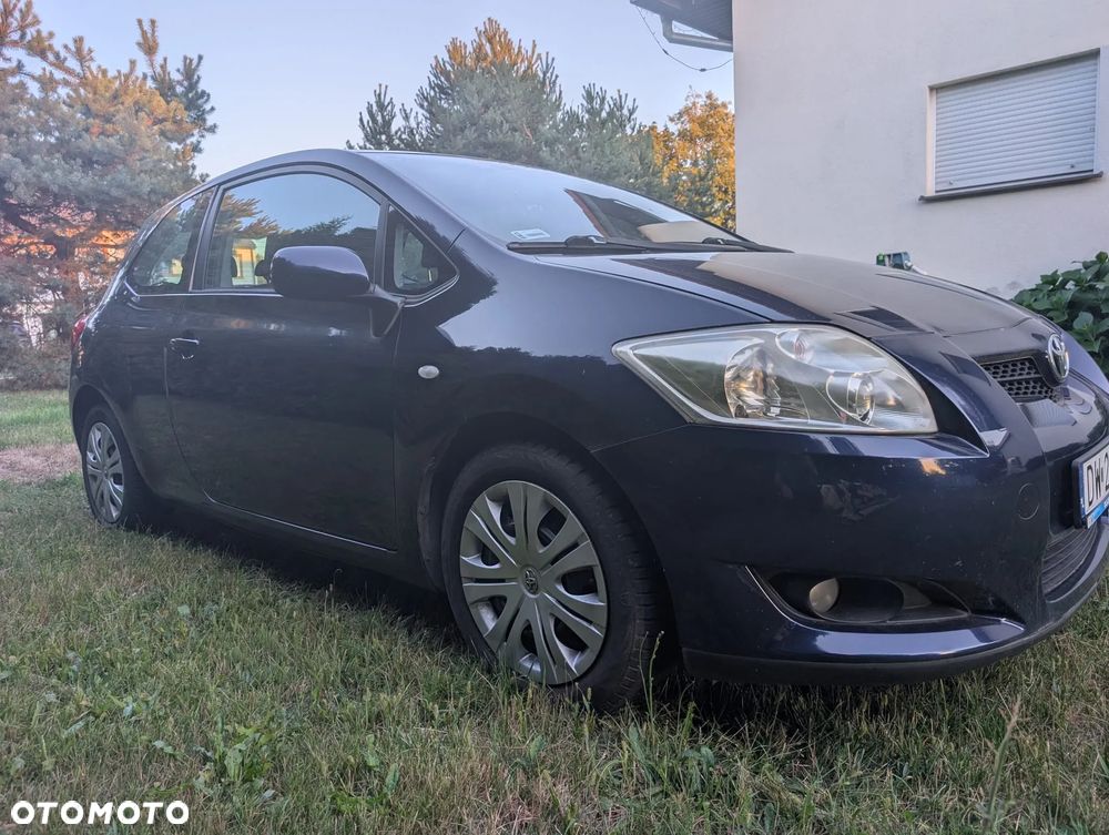 Toyota Auris 1.4 VVT-i Luna - 2