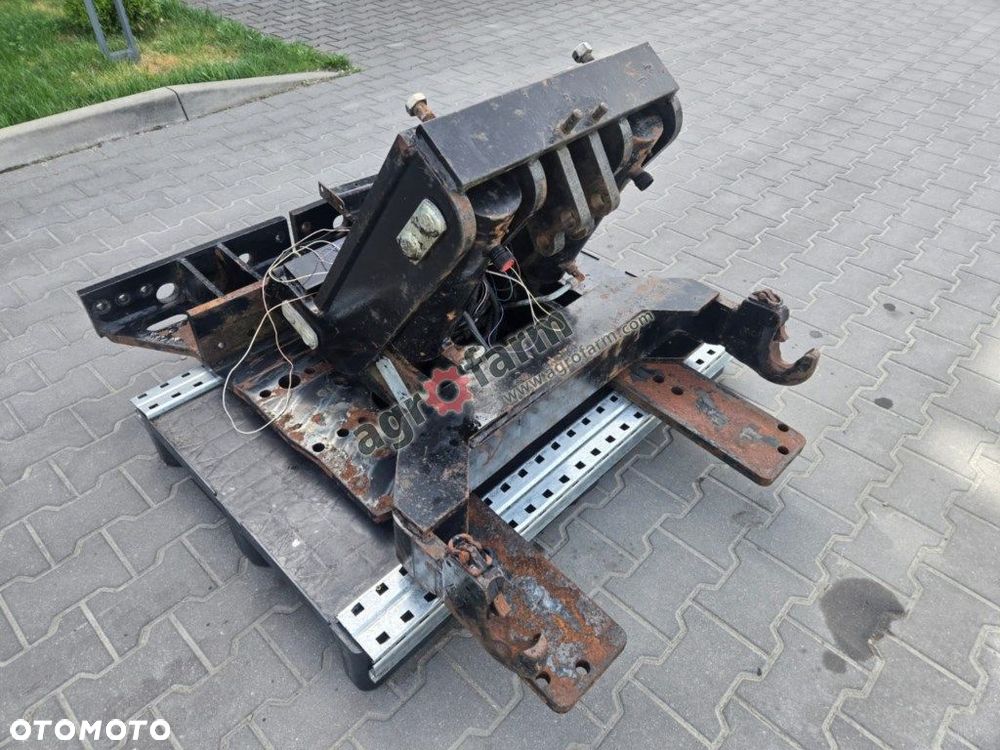 TUZ, przedni podnośnik, Massey Ferguson 8280 - 2