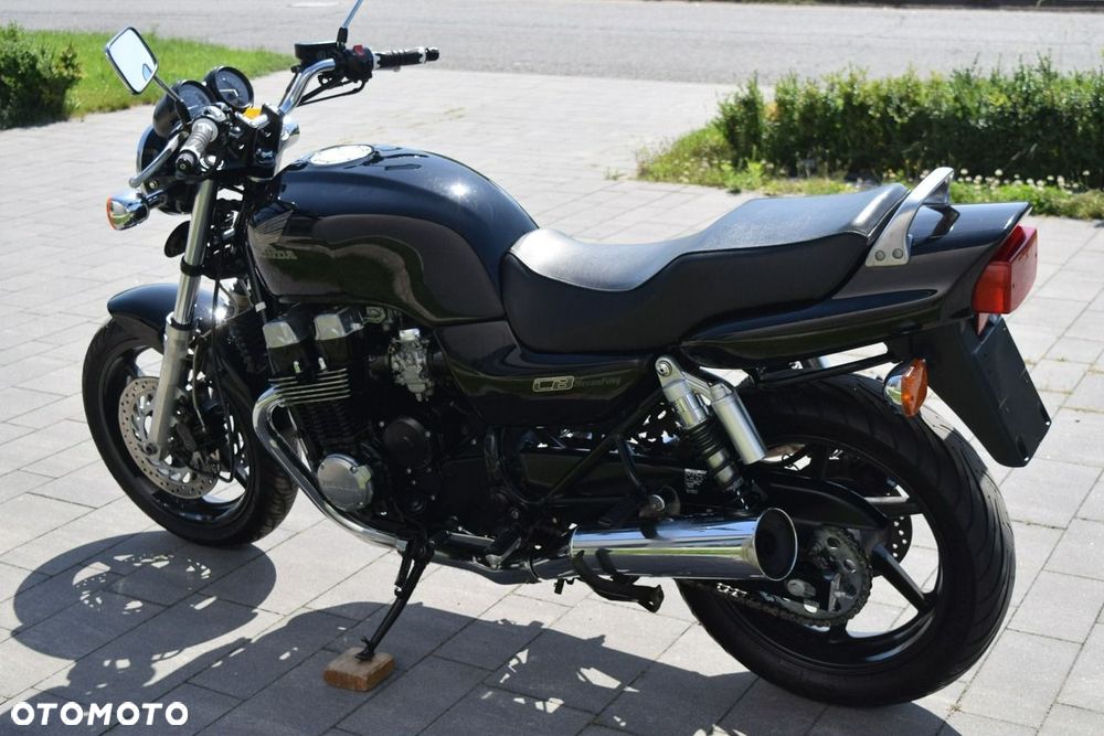 Honda CB - 3