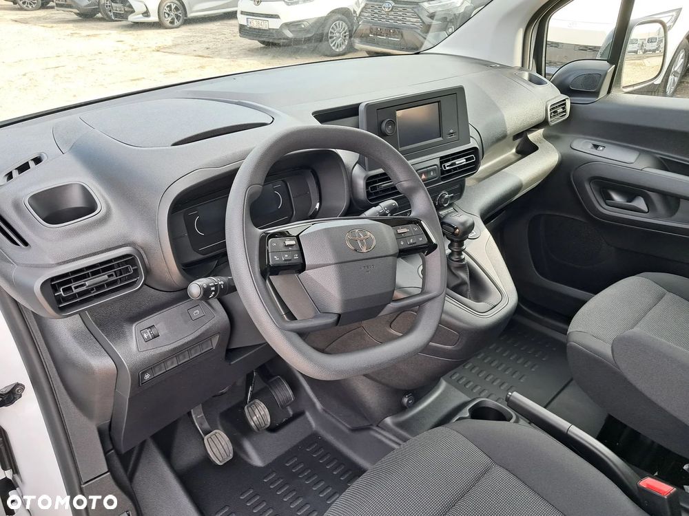 Toyota Proace City D-4D Long 2,4t Active (bryg.) - 11