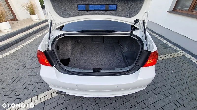 BMW Seria 3 - 30