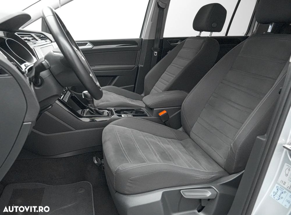 Volkswagen Touran 2.0 TDI EVO DSG Comfortline - 14