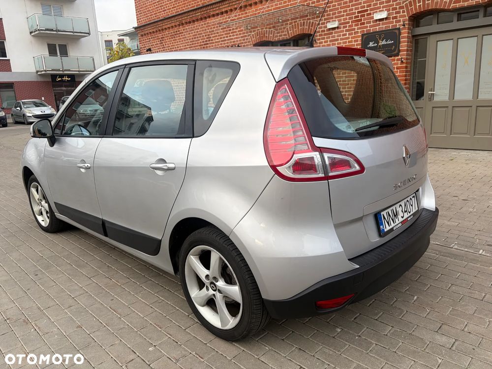 Renault Scenic - 8