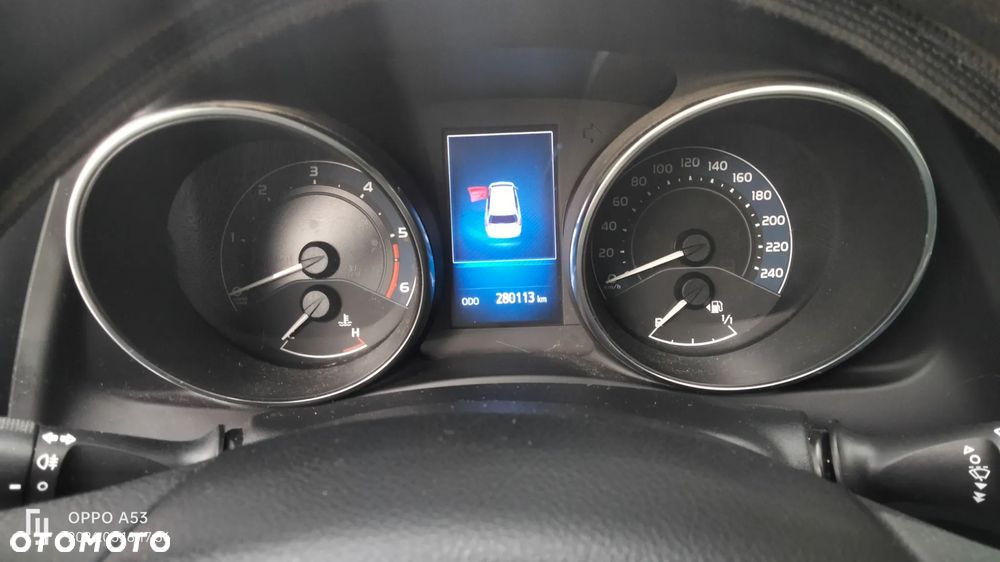 Toyota Auris 1.4 D-4D Active - 8