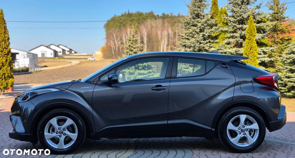 Toyota C-HR Flow - 4