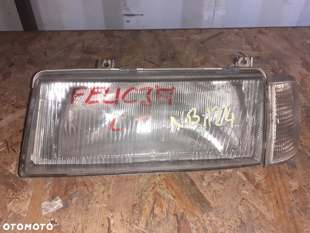 Reflektor LEWY LEWA LAMPA PRZÓD SKODA FELICIA - 1