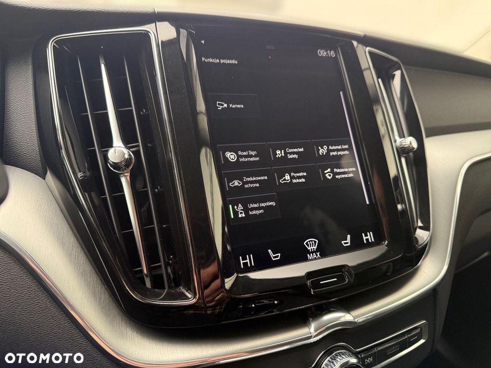 Volvo XC 60 - 21
