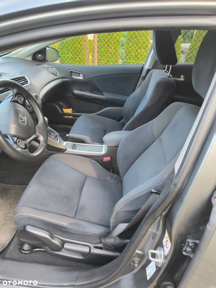 Honda Civic 1.8 Lifestyle - 12
