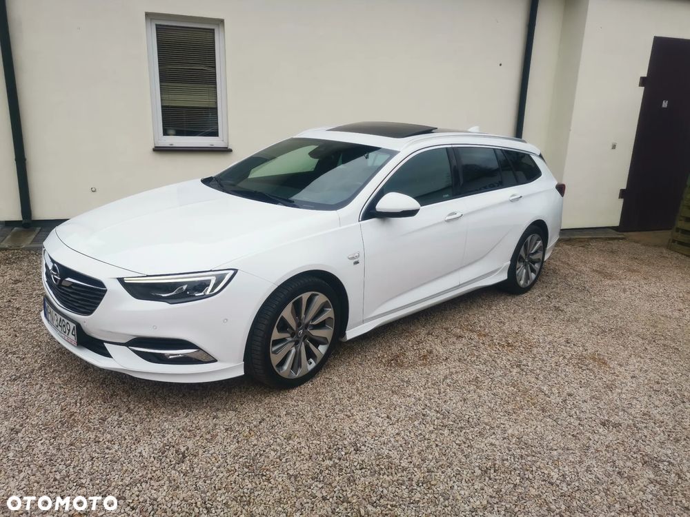 Opel Insignia - 40