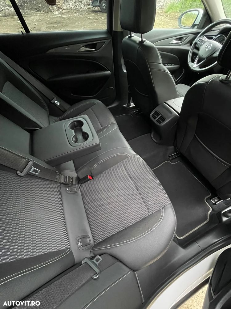 Opel Insignia Grand Sport 1.6 CDTI Start/Stop Exclusive - 17