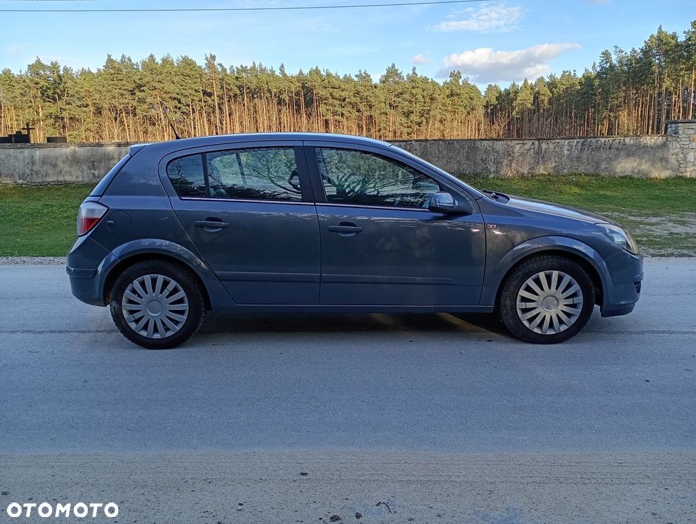 Opel Astra 1.9 CDTI Elegance - 8