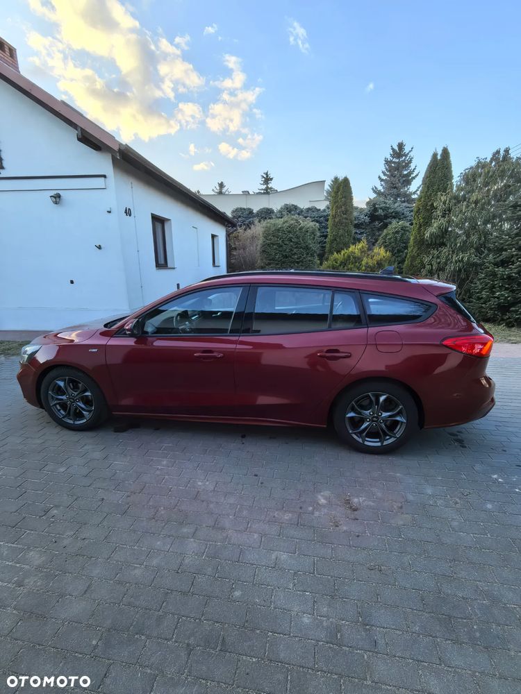 Ford Focus 1.5 EcoBlue Start-Stopp-System ST-LINE - 4