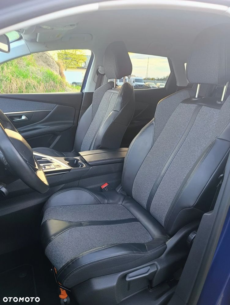 Peugeot 3008 THP 165 EAT6 Stop & Start Allure - 28