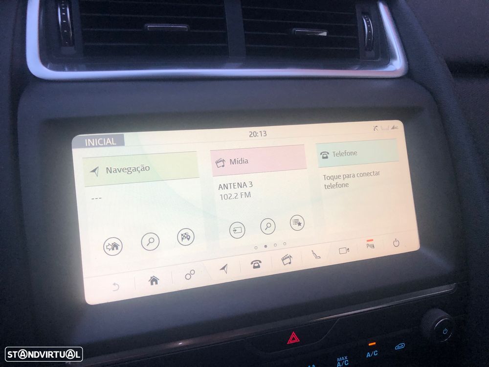 Jaguar E-Pace 2.0 i4D S - 21