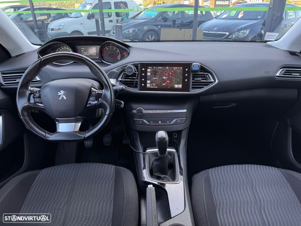 Peugeot 308 - 5
