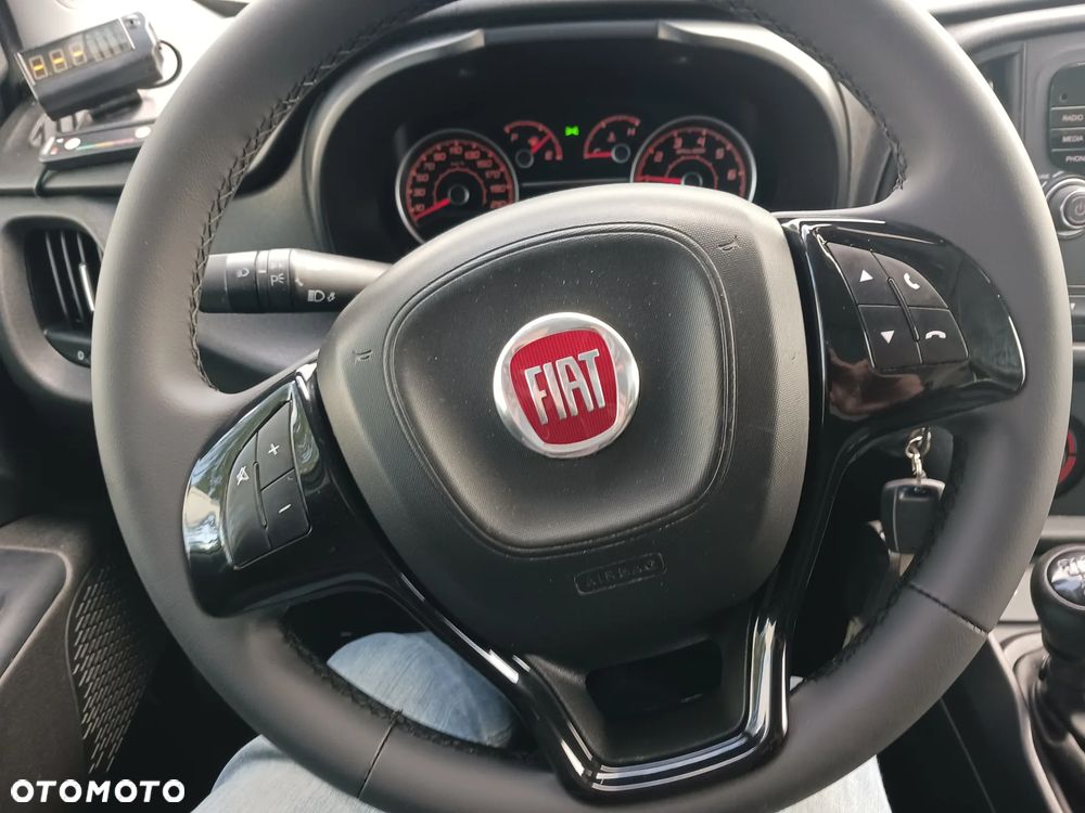 Fiat Doblo - 19