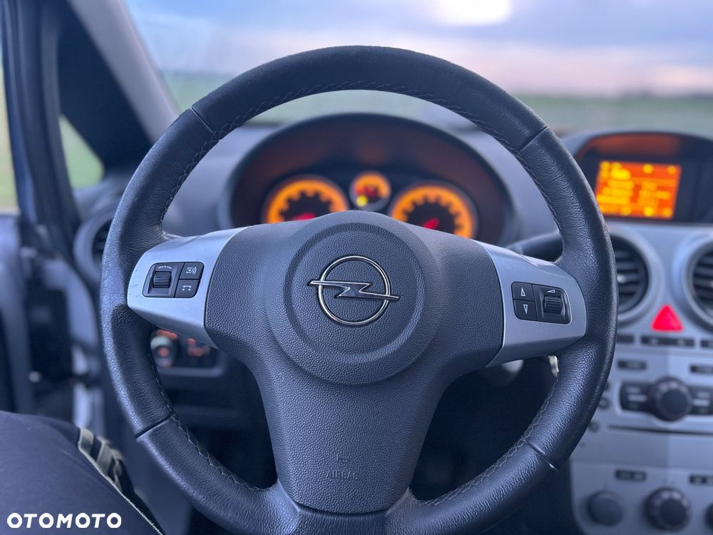 Opel Corsa 1.4 16V Active - 25