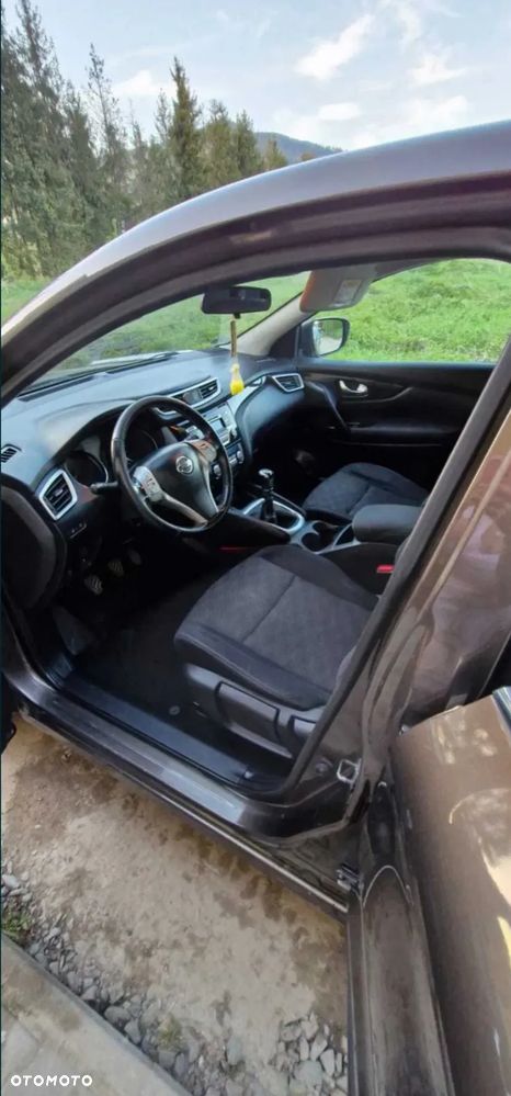 Nissan Qashqai 1.2 DIG-T Visia - 2