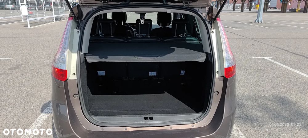 Renault Scenic 2.0 16V Privilege CVT - 14
