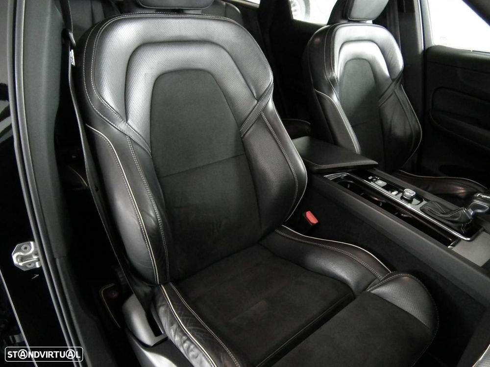 Volvo XC 60 2.0 D4 R-Design Geartronic - 24