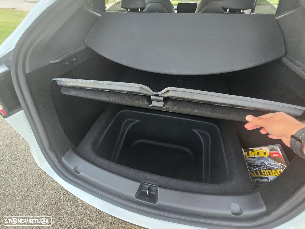 Tesla Model Y Long Range Tração Integral - 25