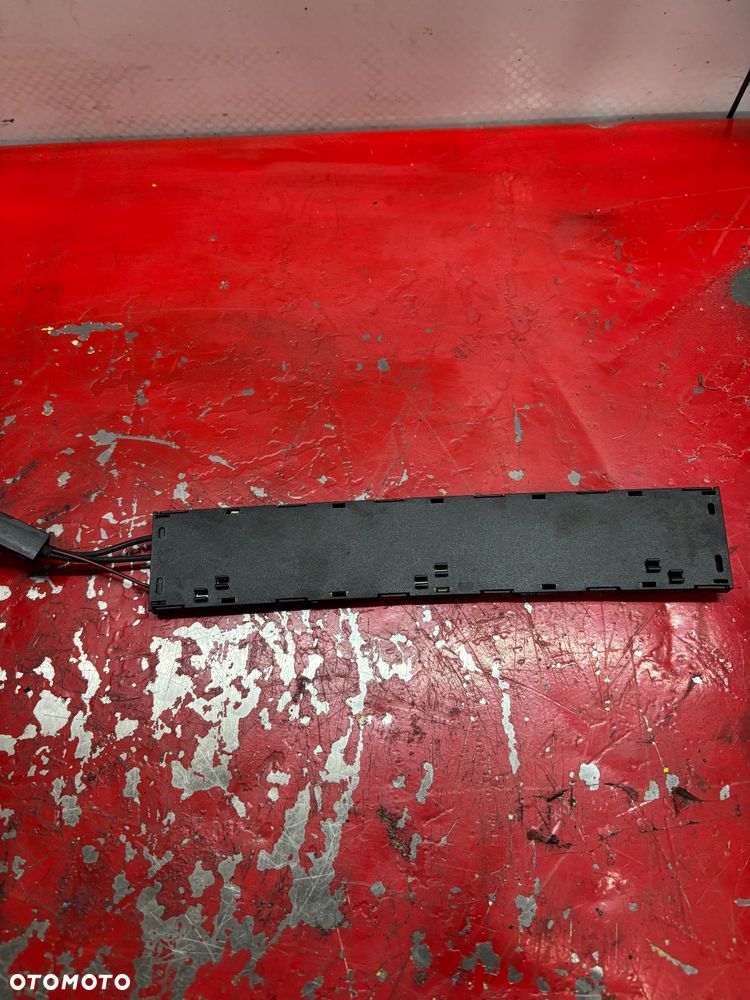 MERCEDES CLK W209 WZMACNIACZ ANTENA A2038203489 - 2