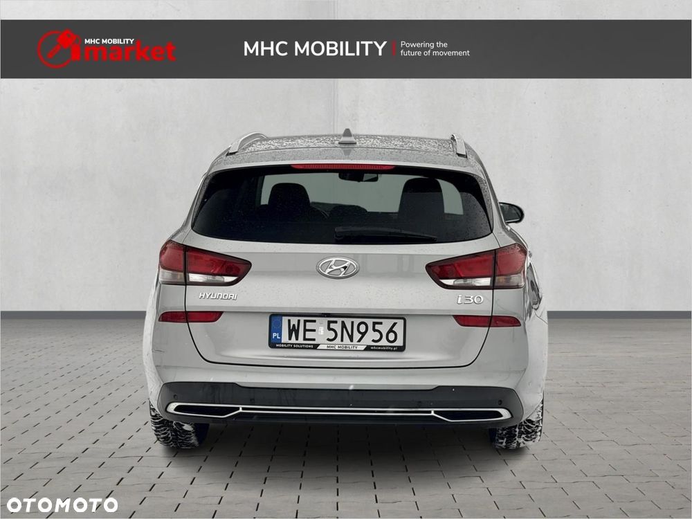 Hyundai i30 1.5 DPI Comfort - 6