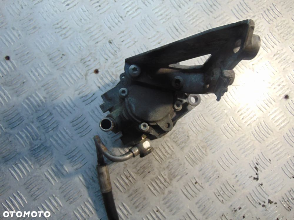 pompa wspomagania bmw n52b25 - 6