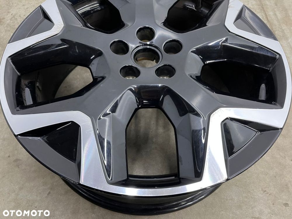 Felga Peugeot 3008 408 4008 5008 DS4 DS7 Opel Grandland 7jx19 ET38 5x108 pojedyncza sztuka 19 cali - 3