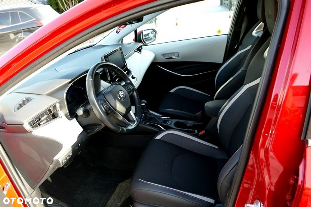 Toyota Corolla - 22