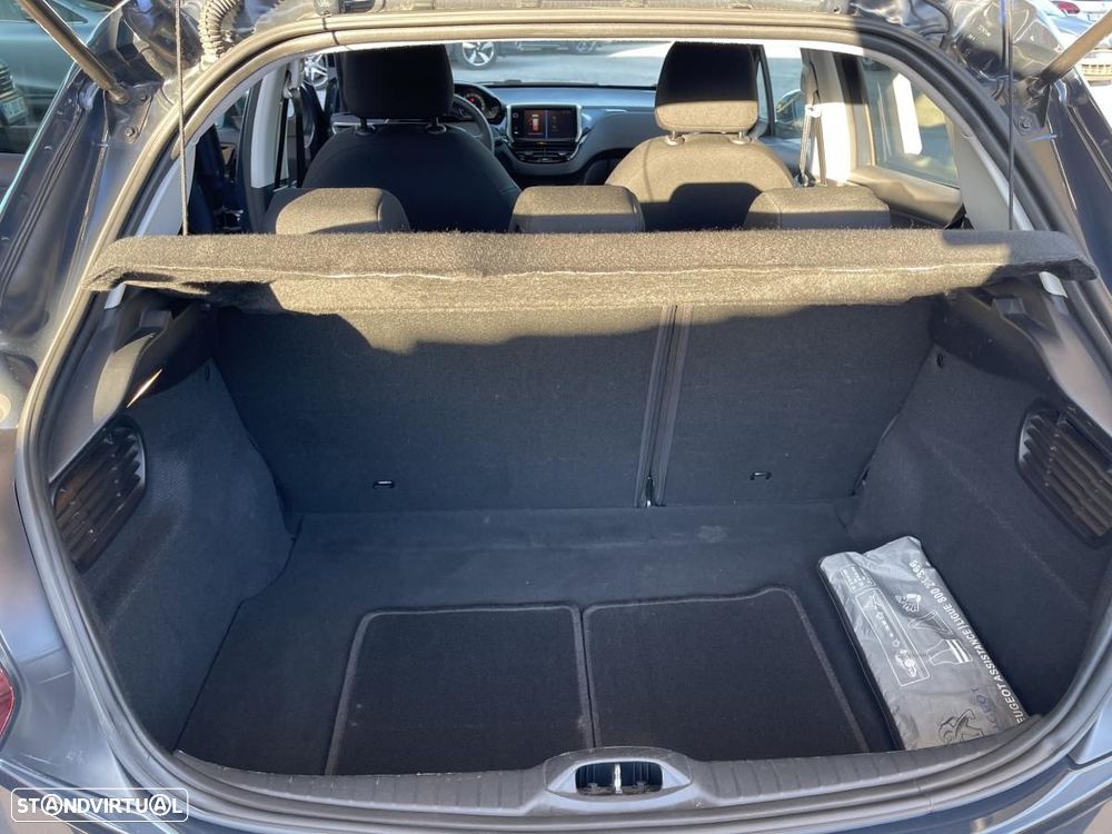 Peugeot 208 1.2 PureTech Style - 16