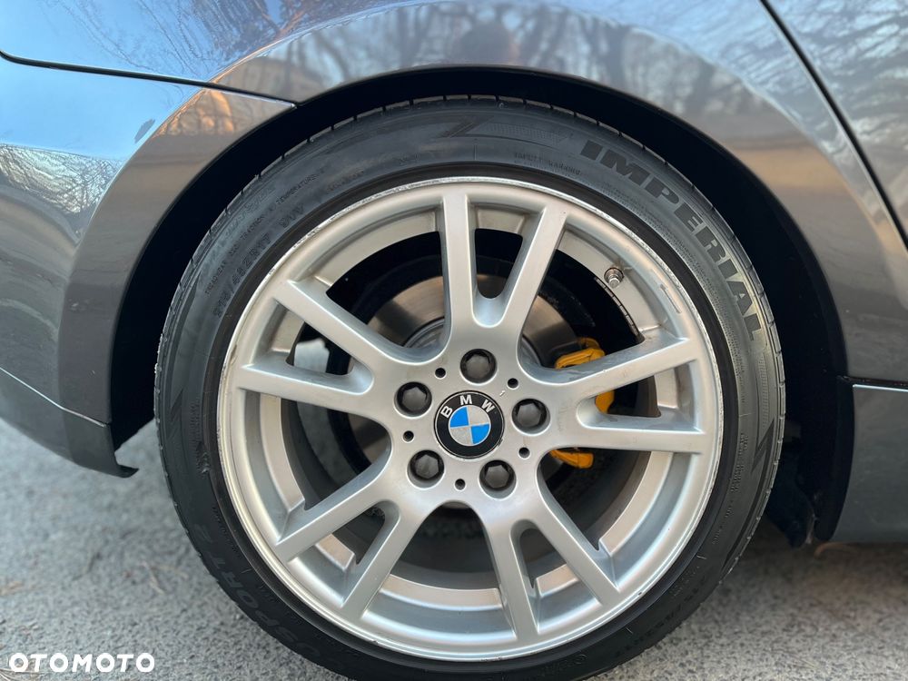 BMW Seria 1 - 22