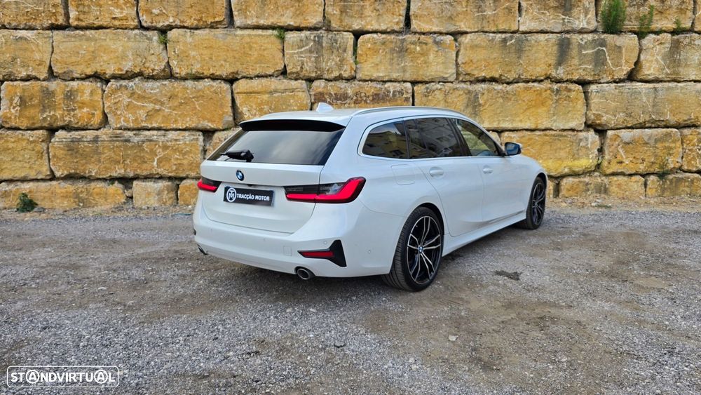 BMW 318 d Touring Line Sport Auto - 2