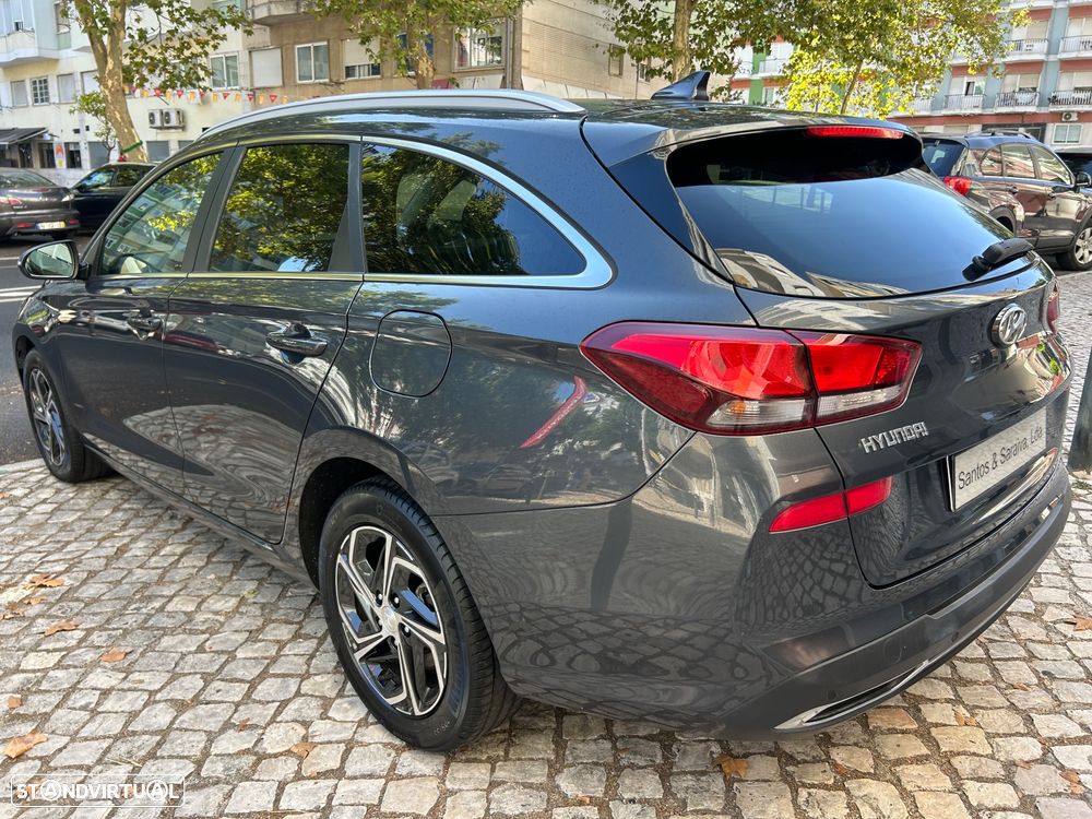 Hyundai i30 CW - 14