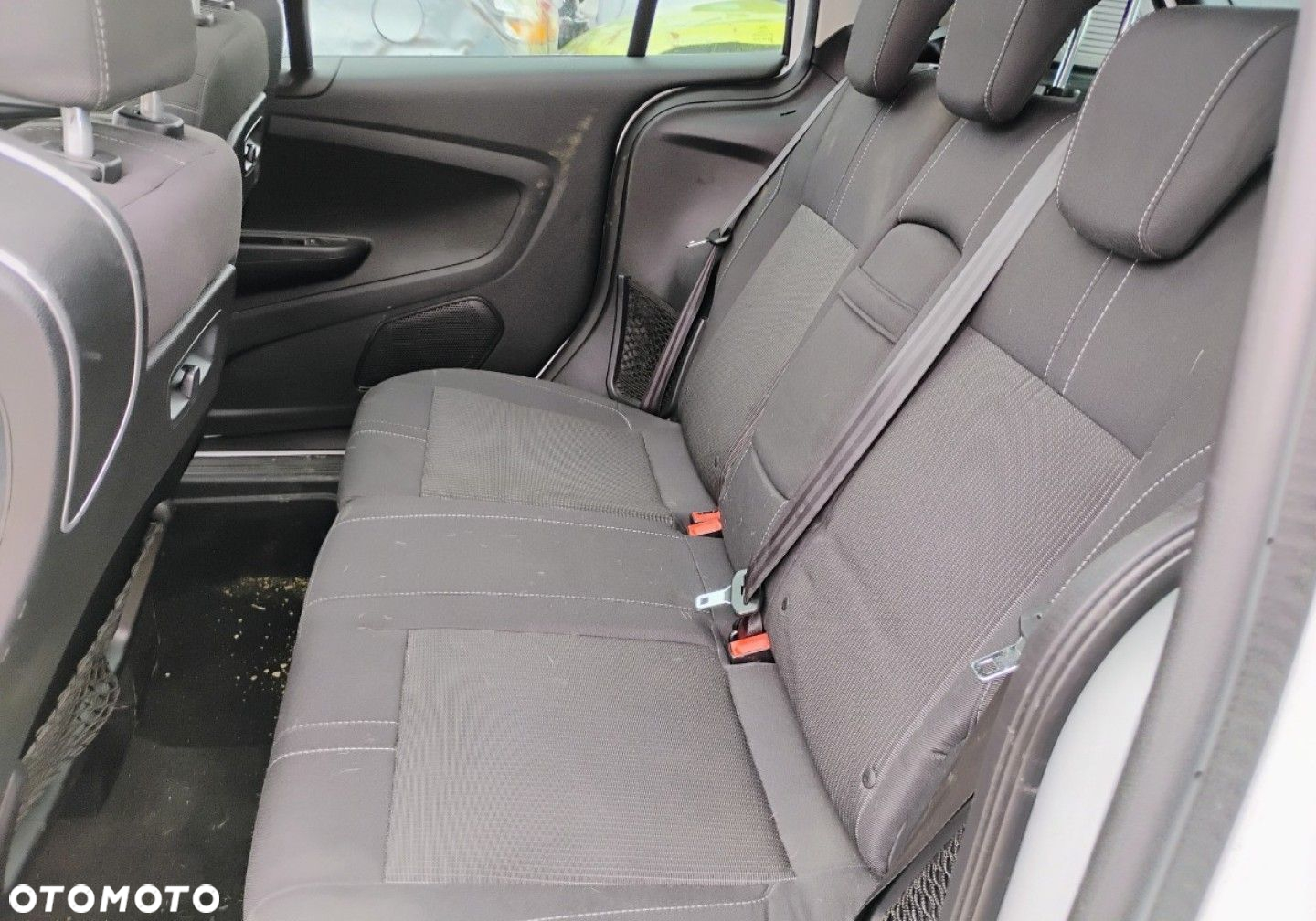 Ford B-MAX - 10