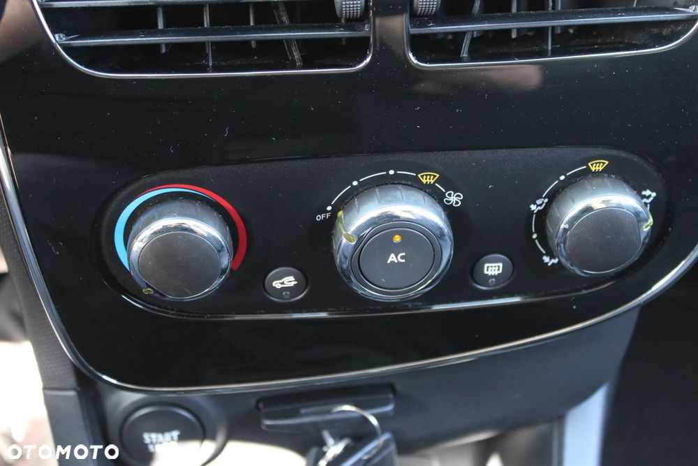 Renault Clio 0.9 TCe Alize - 29
