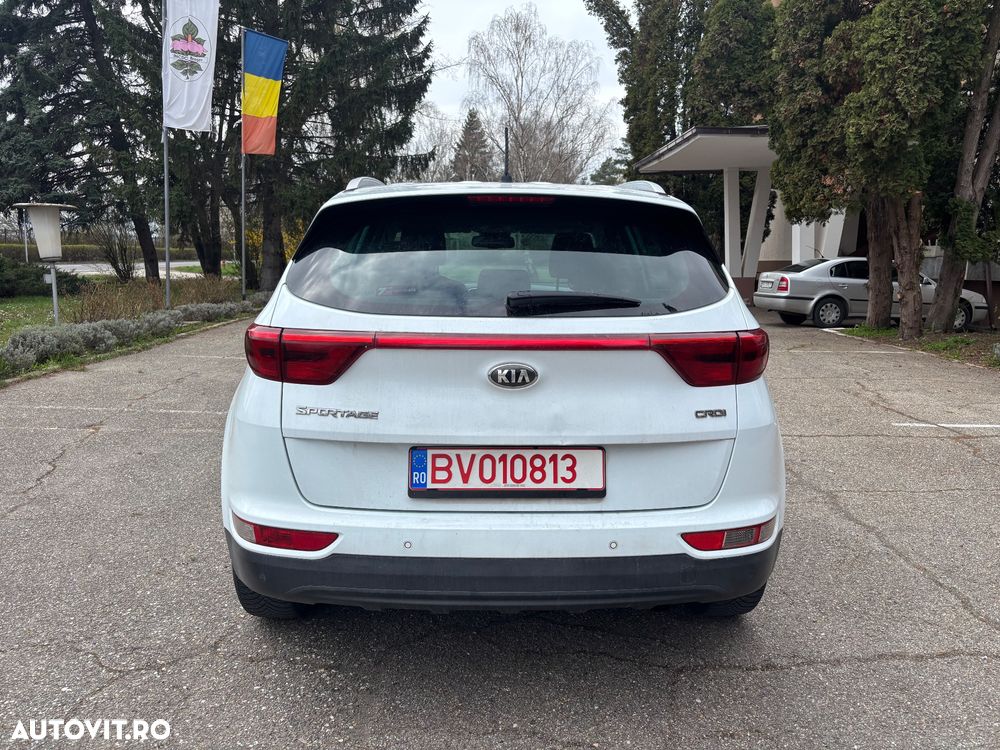 Kia Sportage 1.7 DSL 6MT 4x2 Plus - 11