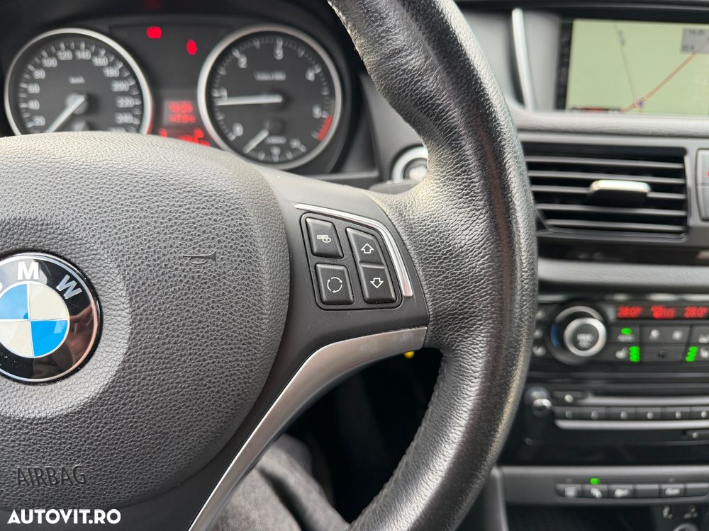 BMW X1 sDrive20d xLine - 25