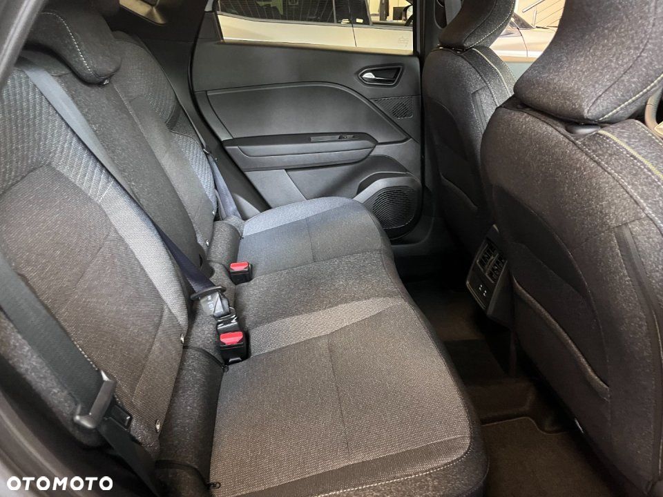 Renault Captur - 13