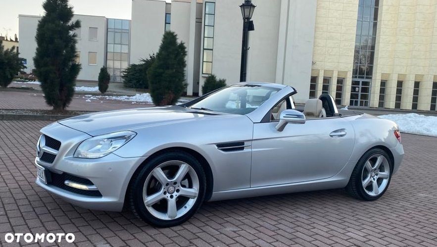 Mercedes-Benz SLK 250 CGI - 15