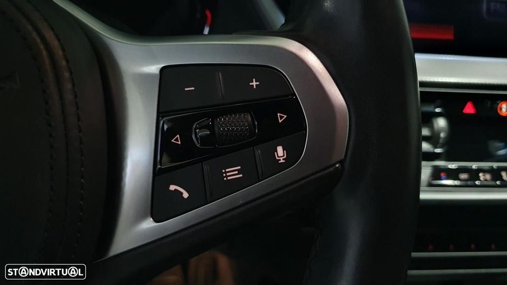 BMW 116 d Pack M - 16