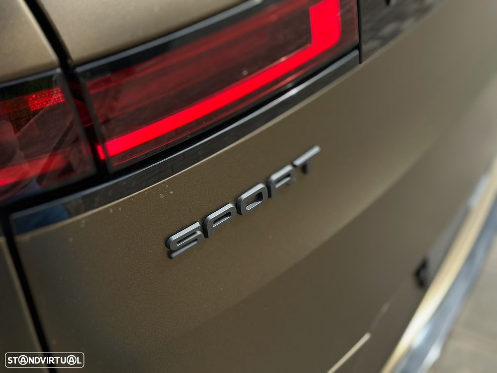 Land Rover Range Rover Sport 3.0 P460e Dynamic SE - 29