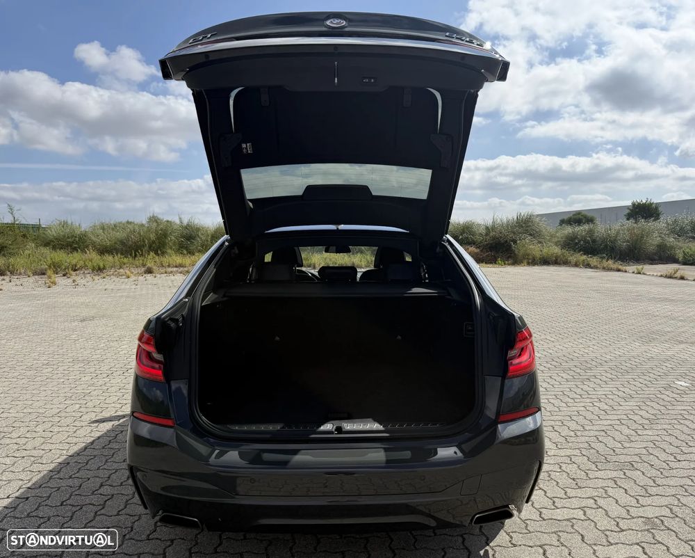 BMW 640 Gran Turismo d xDrive Pack M — fotografia 14