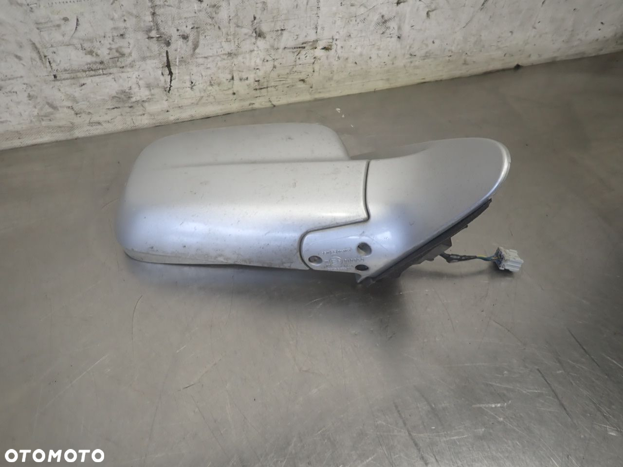 LUSTERKO PRAWE ELEKTRYCZNE HONDA HR-V 1.6 - 4