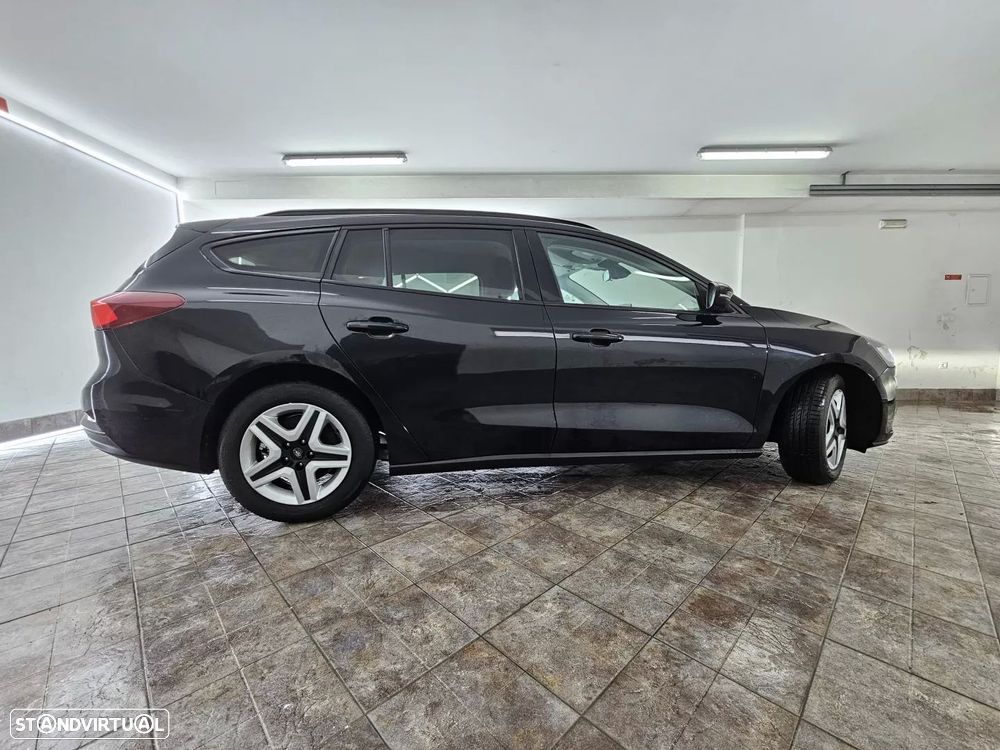 Ford Focus SW 1.0 EcoBoost Connected - 17